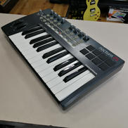 MIDIキーボード|NOVATION