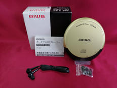 ポータブルCDプレーヤー|AIWA