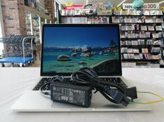 MACBOOK PRO|APPLE