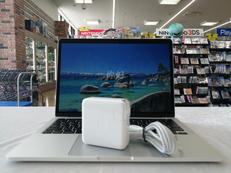 MACBOOK PRO|APPLE