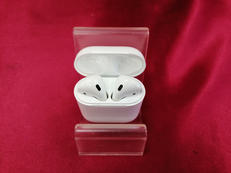 AIRPODS|APPLE