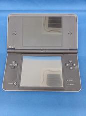 ニンテンドーDSI LL