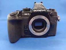 ミラーレス一眼|OLYMPUS
