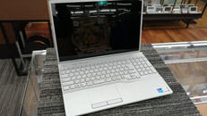 ノートパソコン|FUJITSU