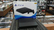 プレイステーション4本体|SONY