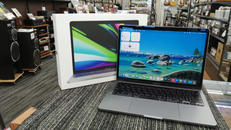 MACBOOK PRO|APPLE