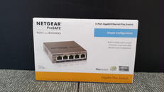 スイッチングハブ|NETGEAR