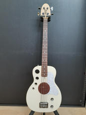 エレキベース|ZEUS CUSTOM GUITARS