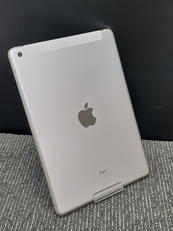 IPAD|APPLE/DOCOMO