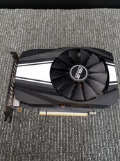 グラフィックボード|ASUS
