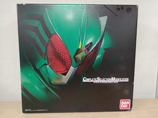 仮面ライダーアマゾンズ|BANDAI