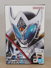 仮面ライダーキバ|BANDAI