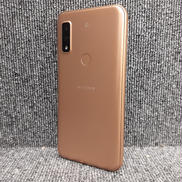 スマートフォン|FUJITSU/AU