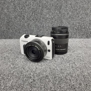 ミラーレス一眼　ダブルレンズキット|CANON