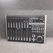 フィジカルコントローラー|BEHRINGER