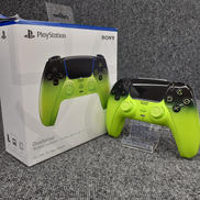 PS5コントローラ―|SONY