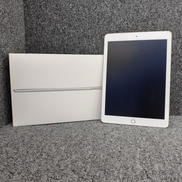 IPAD 第6世代|APPLE/KDDI