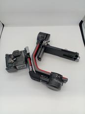 カメラ用スタビライザー|DJI