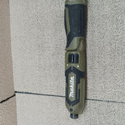 充電式ペンインパクトドライバ|MAKITA