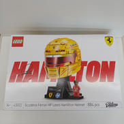 ルイス・ハミルトンのヘルメット|LEGO