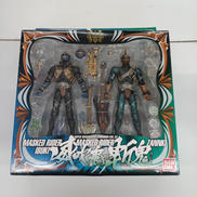 仮面ライダー威吹鬼&斬鬼|BANDAI
