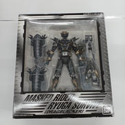 仮面ライダーリュウガ　サバイブ|BANDAI