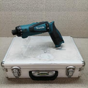 充電式ペン型ドライバドリル|MAKITA