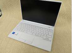 ノートパソコン|FUJITSU