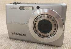 コンパクトデジタルカメラ|CASIO