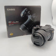 デジタルカメラ|CASIO