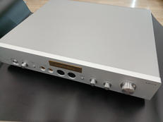 ヘッドフォンアンプ|LUXMAN
