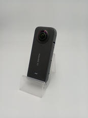 アクションカメラ|INSTA360