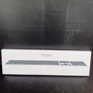 MAJIC KEYBOARD|APPLE