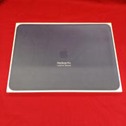 レザースリーブ(15インチ)|APPLE