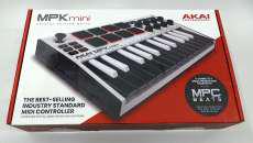 MIDIキーボード|AKAI