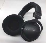 ドライバー搭載密閉型モニターヘッドホン|BEYERDYNAMIC