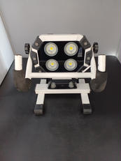 充電式LED投光器|トーク安全工業