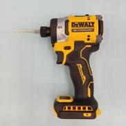 ブラシレス・インパクトドライバー|DEWALT