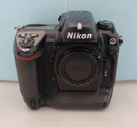 デジタル一眼ボディ|NIKON