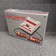 ファミリーコンピュータ（箱入り）|NINTENDO