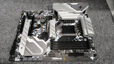 マザーボード|ASROCK