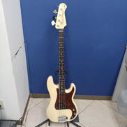 エレキベース|LAKLAND
