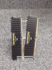 DDR4メモリー|CORSAIR