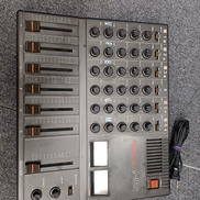 ミキサー|TASCAM
