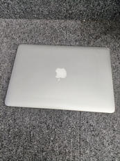 MACBOOK PRO|APPLE