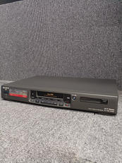 HI-8デッキ|SONY