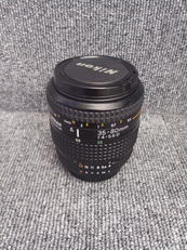 標準ズームレンズ|NIKON
