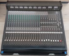 ◆Euro Style◆ハードケース 大型 DJ コントローラ／ミキサー 中古 ◇Euro Style◇ハードケース 大型 DJ コントローラ／ミキサー 中古