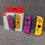 JOY-CON ネオンパープル/ネオンオレンジ|NINTENDO