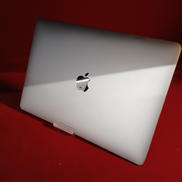 MAC BOOK PRO|APPLE